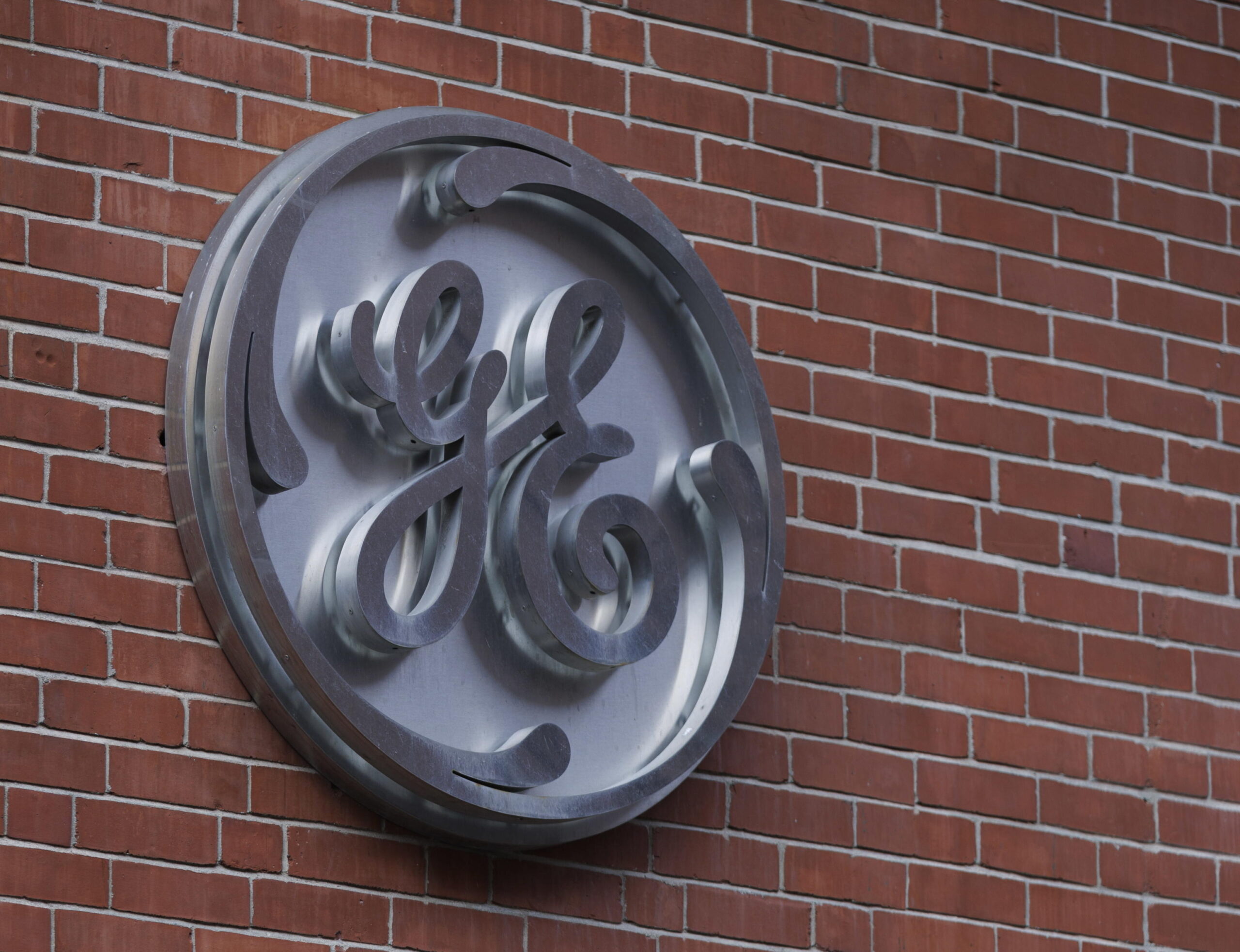 epa10427353 The General Electric (GE: NYSE) Corporate headquarters in Boston, Massachusetts, USA, 24 January 2023. GE had strong fourth quarter and full year results led by the Aerospace and Power and GE Healthcare divisions according to Chairman and CEO, H. Lawrence Culp Jr. EPA/CJ GUNTHER