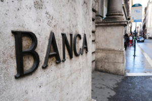 Abi: per banche evasione zero. Unimpresa: “Davvero? Vediamo i conti”