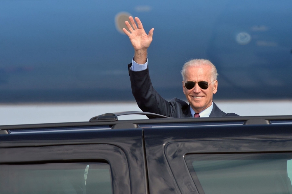 Biden raccoglie 26 milioni di dollari e ringrazia (anche) Obama e Clinton