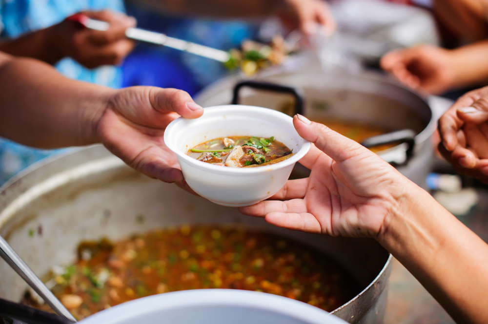 Coldiretti: 3,1 milioni di persone hanno chiesto aiuto per mangiare