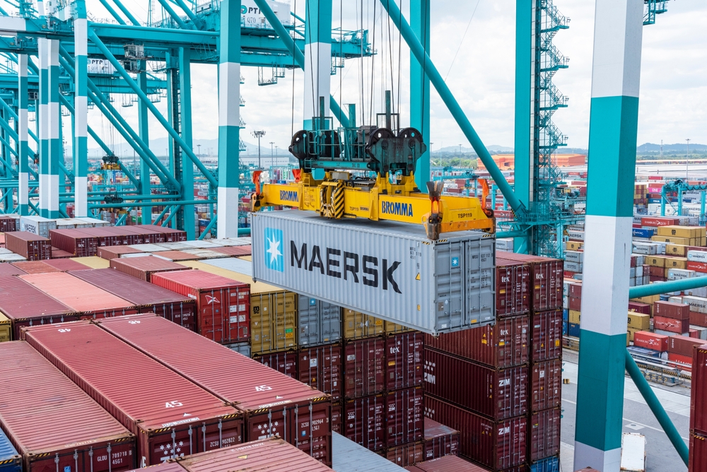 Commercio marittimo, Maersk taglia 10.000 posti di lavoro 