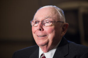 Morto a 99 anni Munger, il braccio destro di Buffett