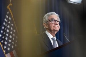 Fed, Powell: “Pronti ad alzare i tassi, se necessario”
