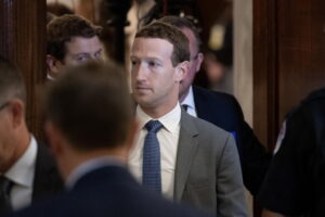 Meta, Zuckerberg vende azioni per 185 milioni