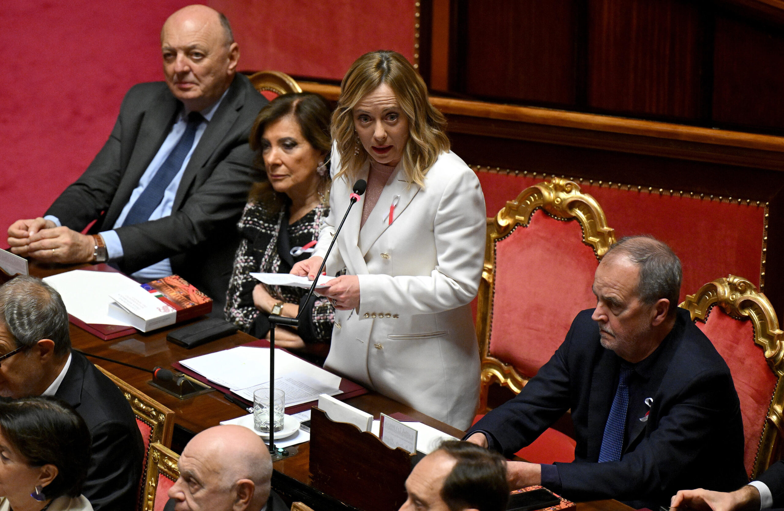 Question time alla Camera per Giorgia Meloni: dalle privatizzazioni al caso Stellantis