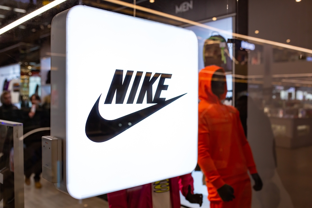 Nike festeggia utili in aumento