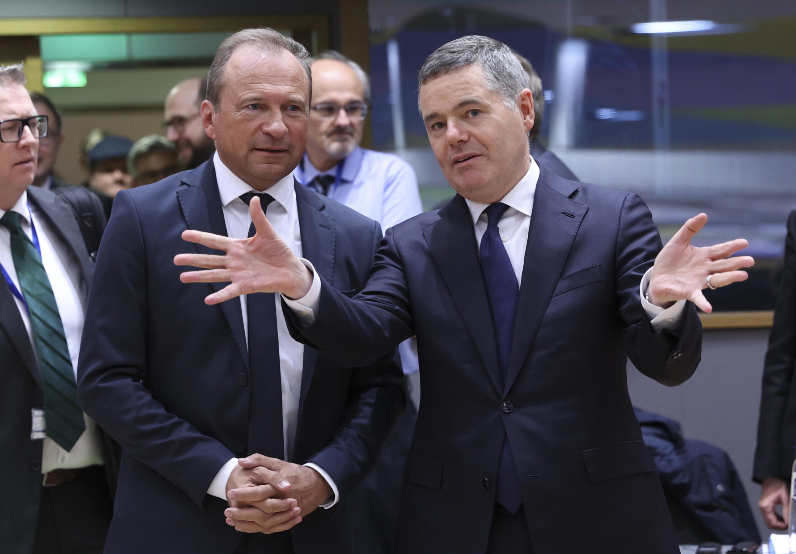 Eurogruppo al via tra “pessimisti” (Gentiloni) e “prudenti”