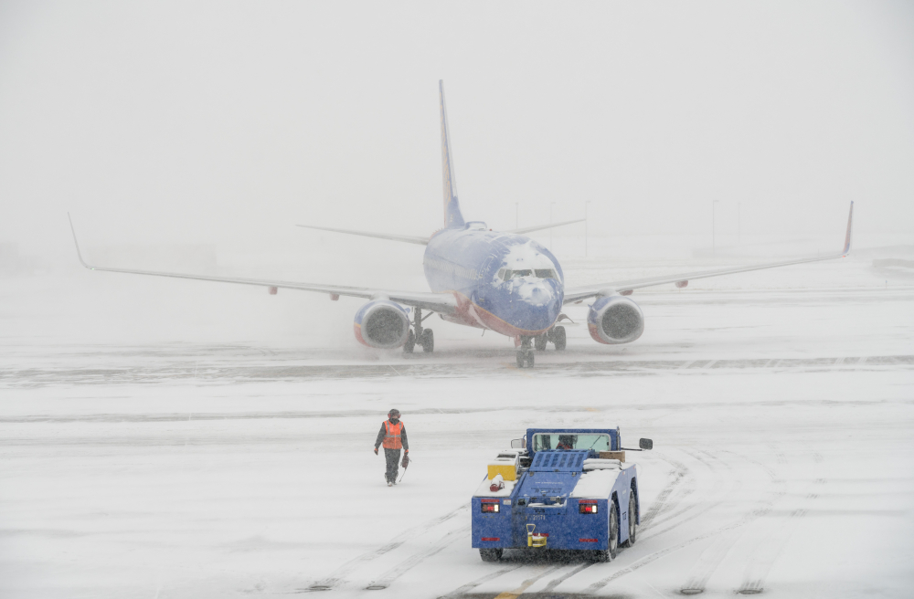 Usa, oltre 1.600 voli cancellati per la tempesta di ghiaccio