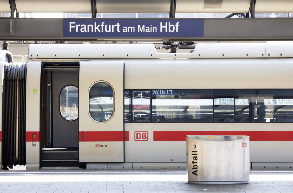 Germania, ancora fermi i treni per una sei giorni di sciopero