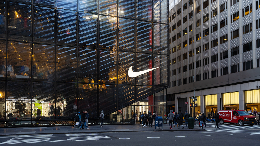 Nike, tagli per oltre 1.600 posti di lavoro