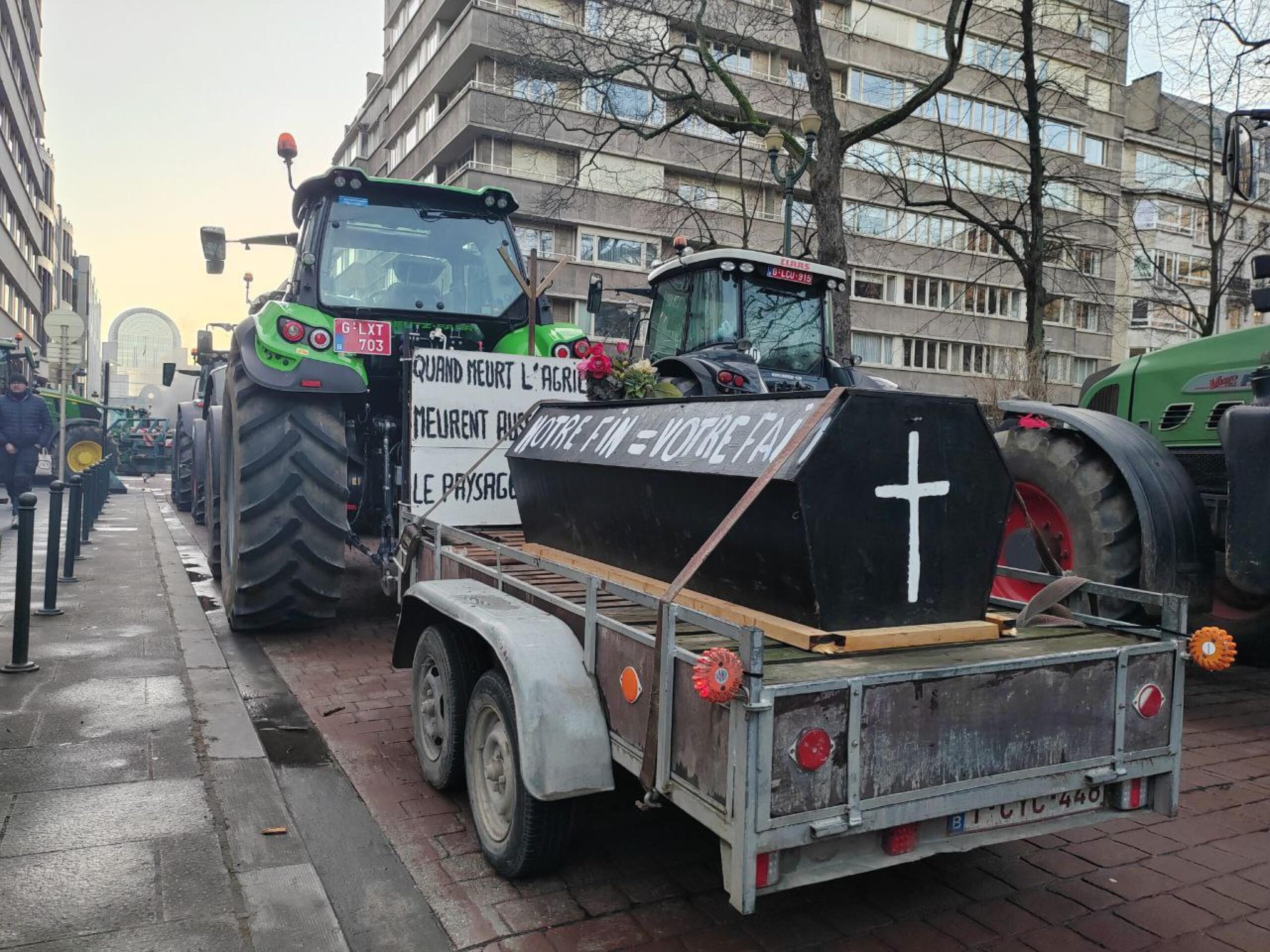 La protesta degli agricoltori a Bruxelles, 01 febbraio 2024.
ANSA/ VALENTINA BRINI
