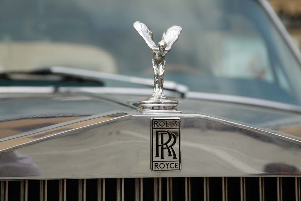 Rolls-Royce supera le previsioni: utili in crescita nel 2023
