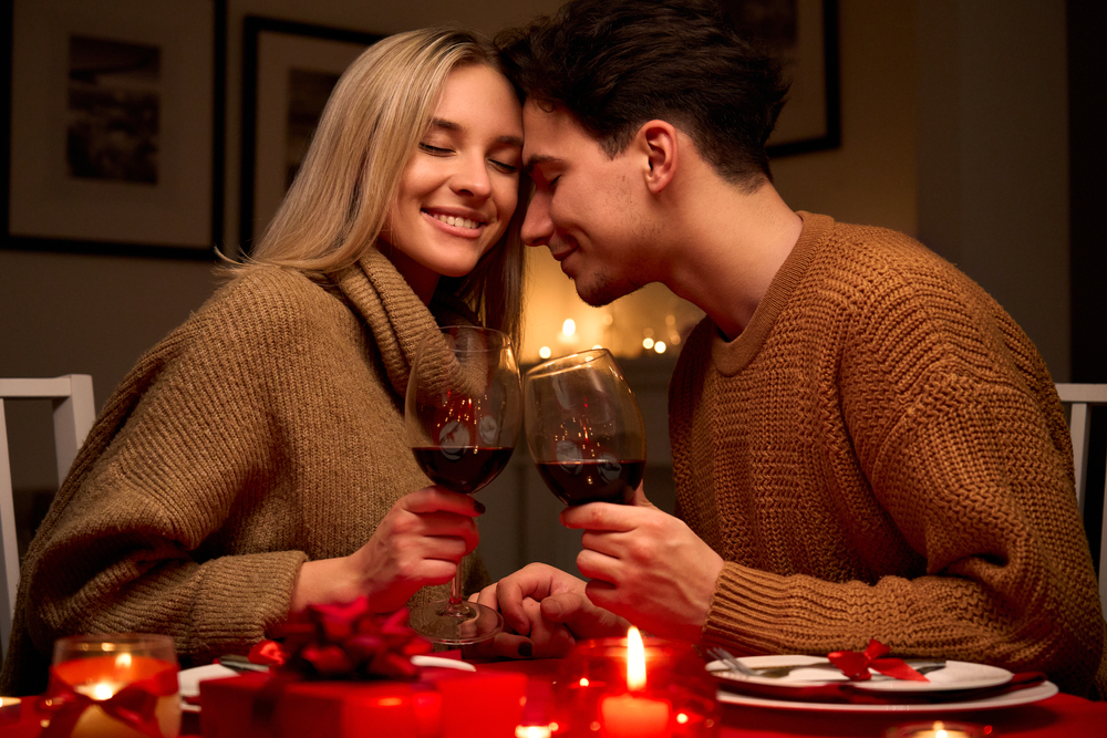 San Valentino, il caro-vita non ferma gli italiani: il 73% va a ristorante. Budget 85 euro a persona