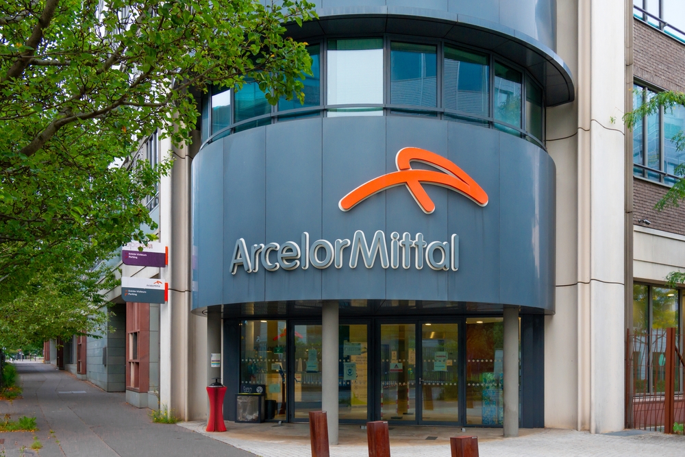ArcelorMittal torna in utile nel primo trimestre. -12% per i ricavi