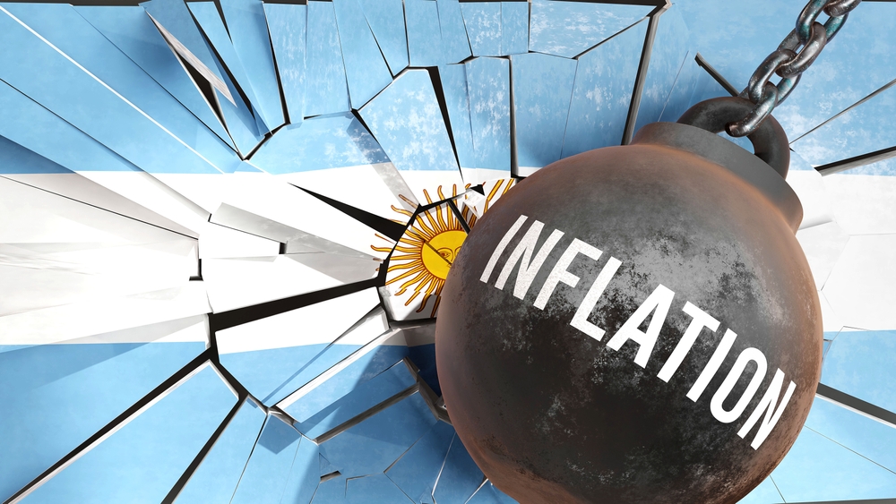 Argentina, l’inflazione sale ancora. E’ al top da 32 anni. A trainare i settori di beni e servizi