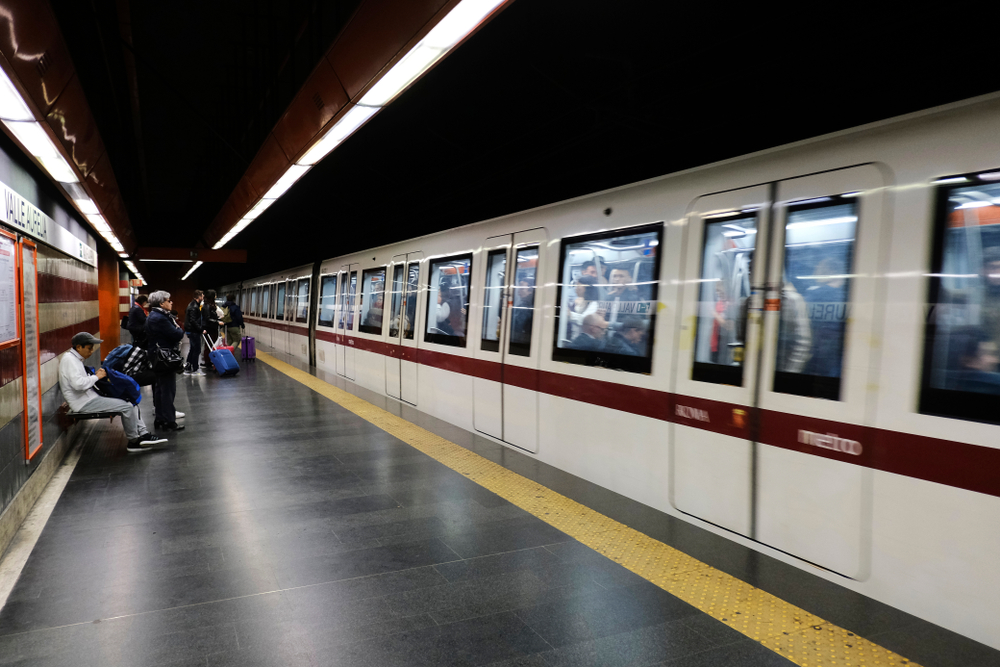 Italia maglia nera in Ue per metro, tram, treni suburbani