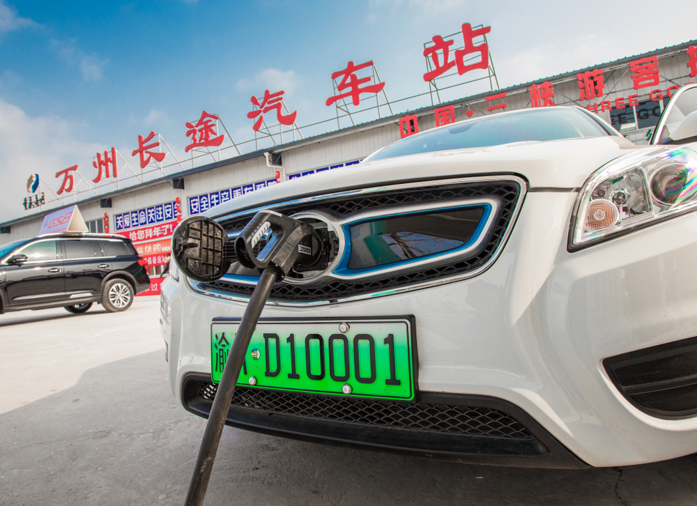 Cina, le vendite di veicoli elettrici rallentano nel periodo gennaio-febbraio: +18,2% su anno