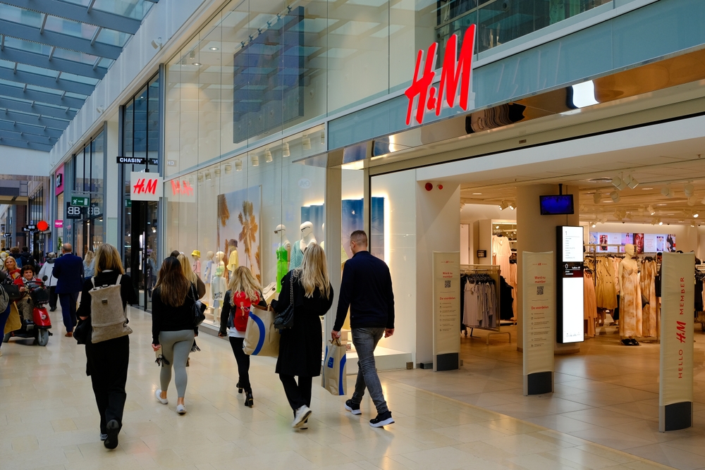 Gli utili di H&M superano le aspettative nel primo trimestre 2024