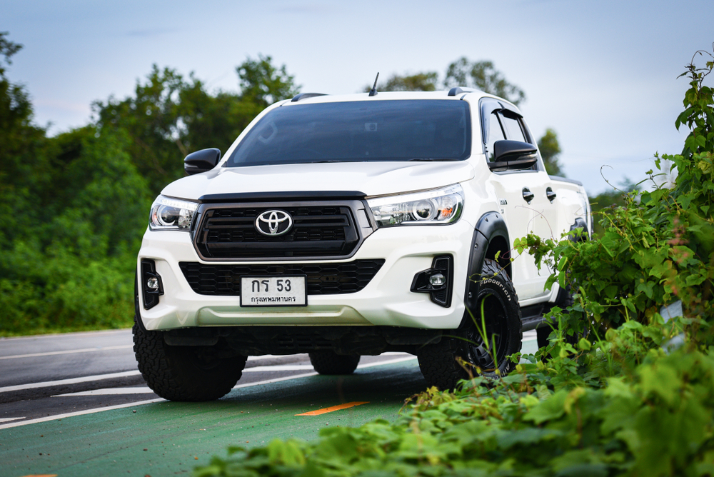 Toyota,  produzione in serie per il pick-up Hilux a batteria entro il 2025