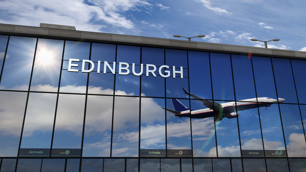 Il conglomerato francese specializzato in costruzioni e infrastrutture Vinci compra la maggioranza dell’aeroporto di Edimburgo