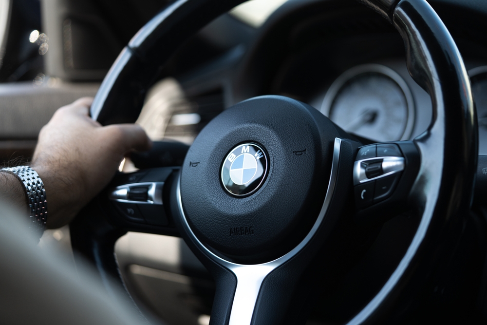 Auto, primo trimestre in crescita per BMW. Traina ancora l’elettrico