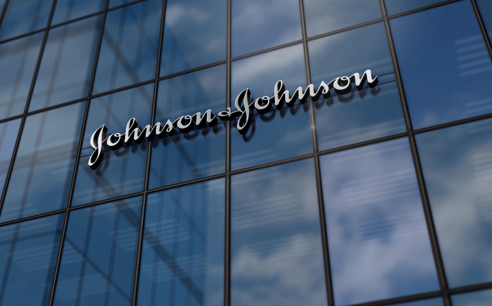 Johnson & Johnson supera le stime sugli utili trimestrali. +2% per le vendite totali