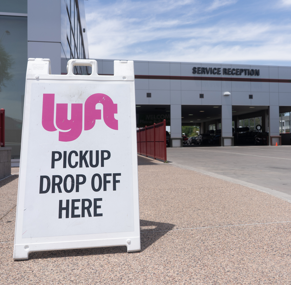 Lyft, forti guadagni trimestrali in previsione grazie alla ripresa del ride-hailing