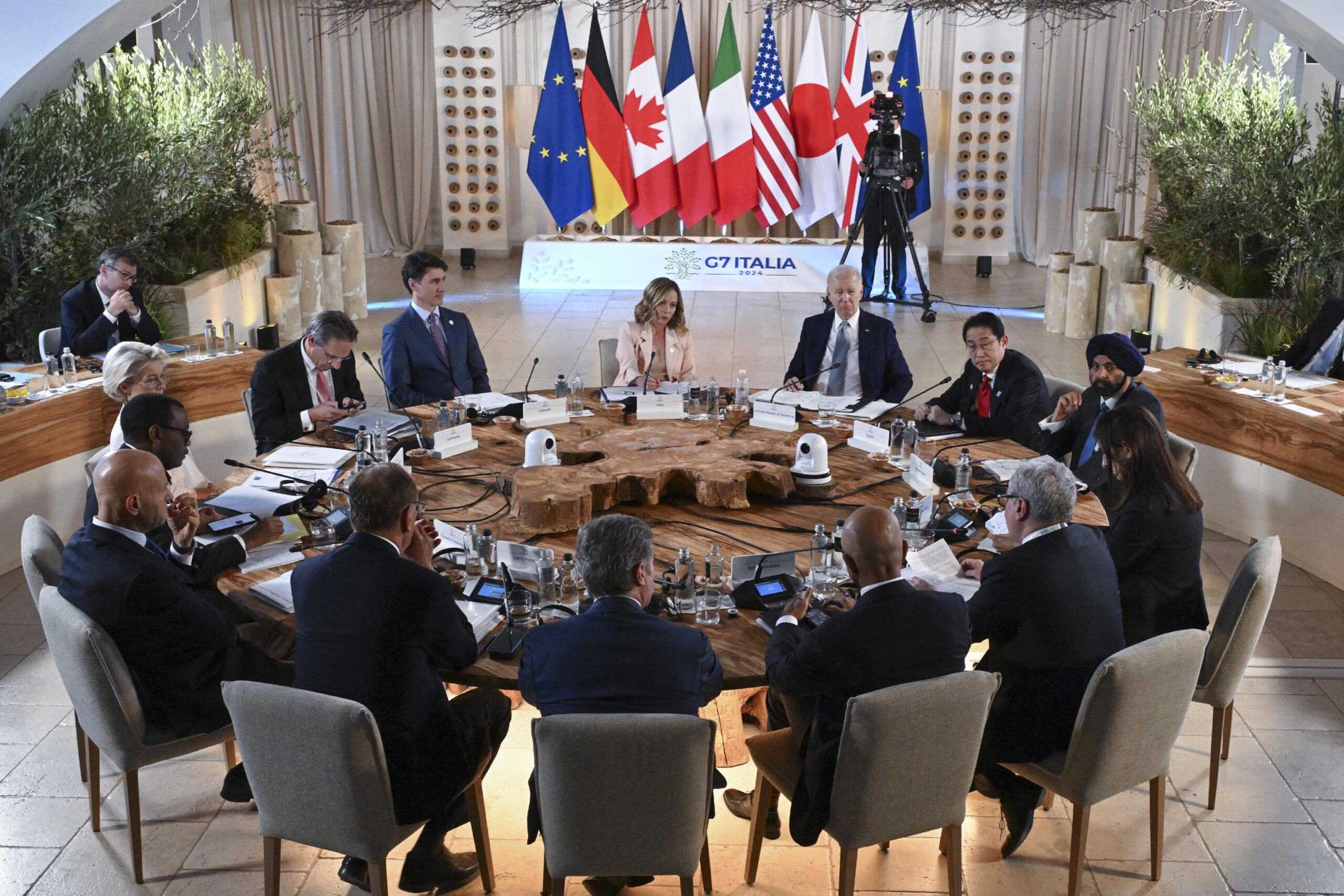 G7, seconda giornata al via. Attesa per Papa Francesco e dibattito su AI