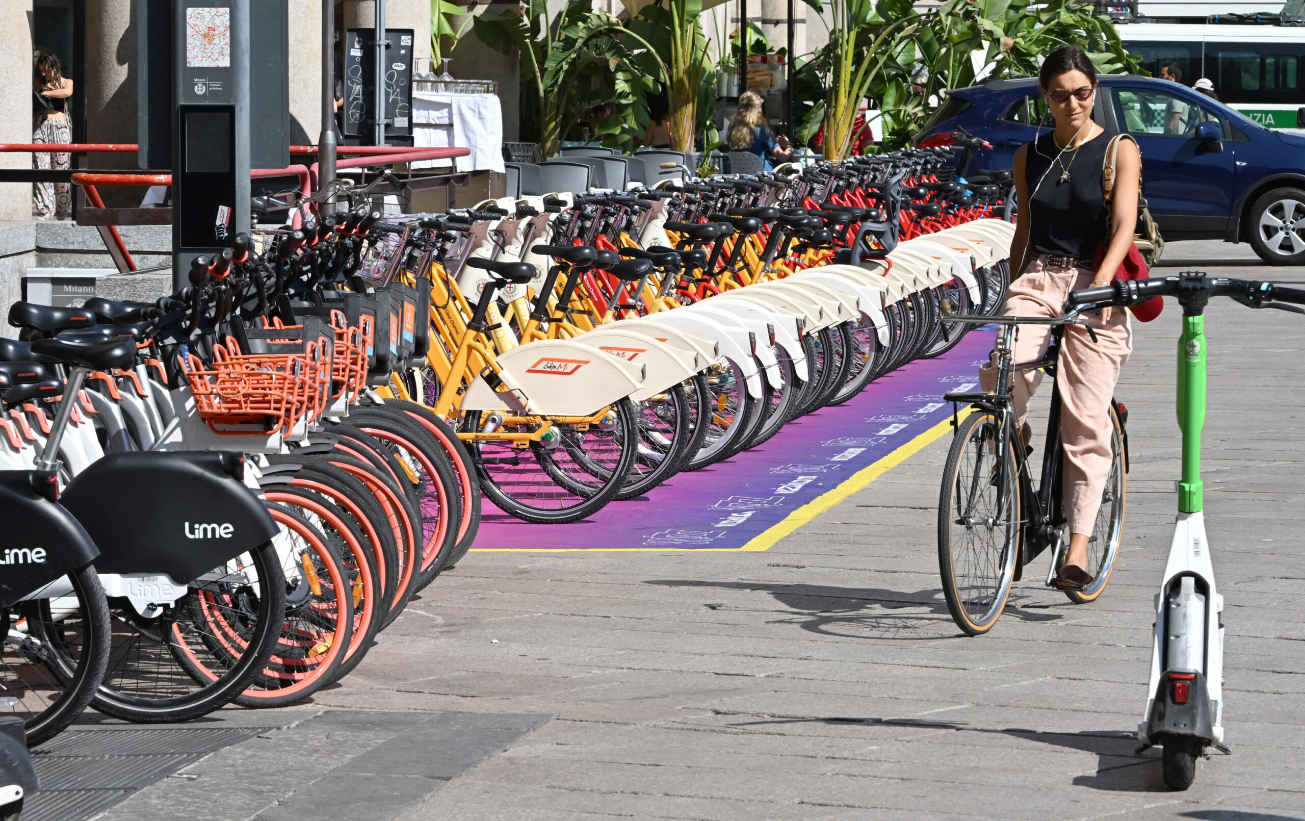Giornata della bicicletta, piacciono in città e si abbassano i prezzi