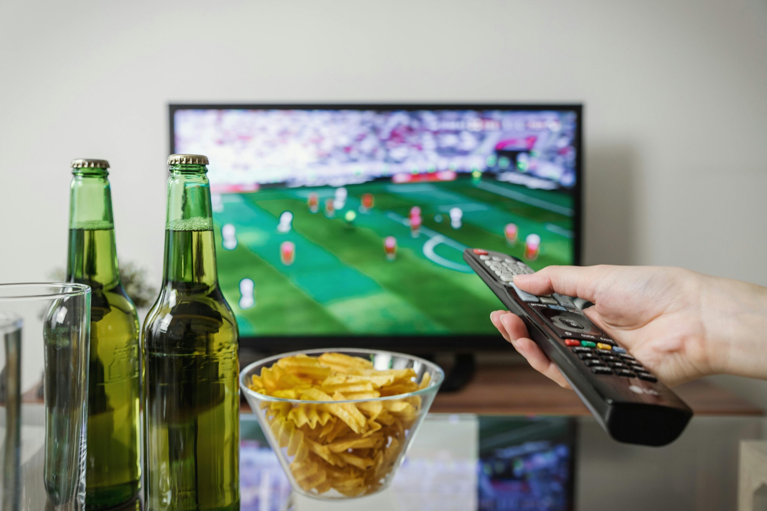 Europei 2024: come organizzare la serata perfetta per vedere la partita con gli amici