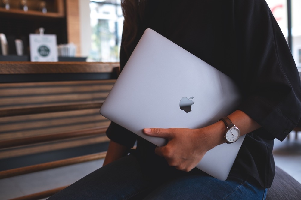 Apple, balzo nelle spedizioni PC. In aumento a livello globale del 3% nel secondo trim