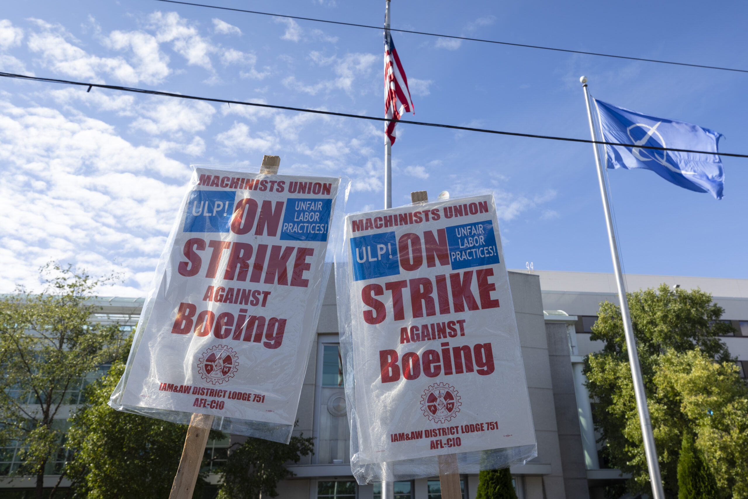 Boeing, trattative in corso anche oggi con il sindacato in sciopero