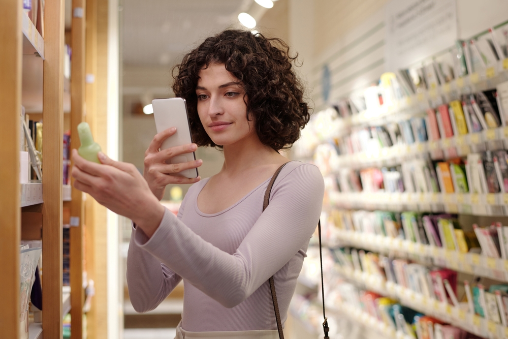 Il futuro dei consumi: integrazione omnicanale tra digitale e fisico