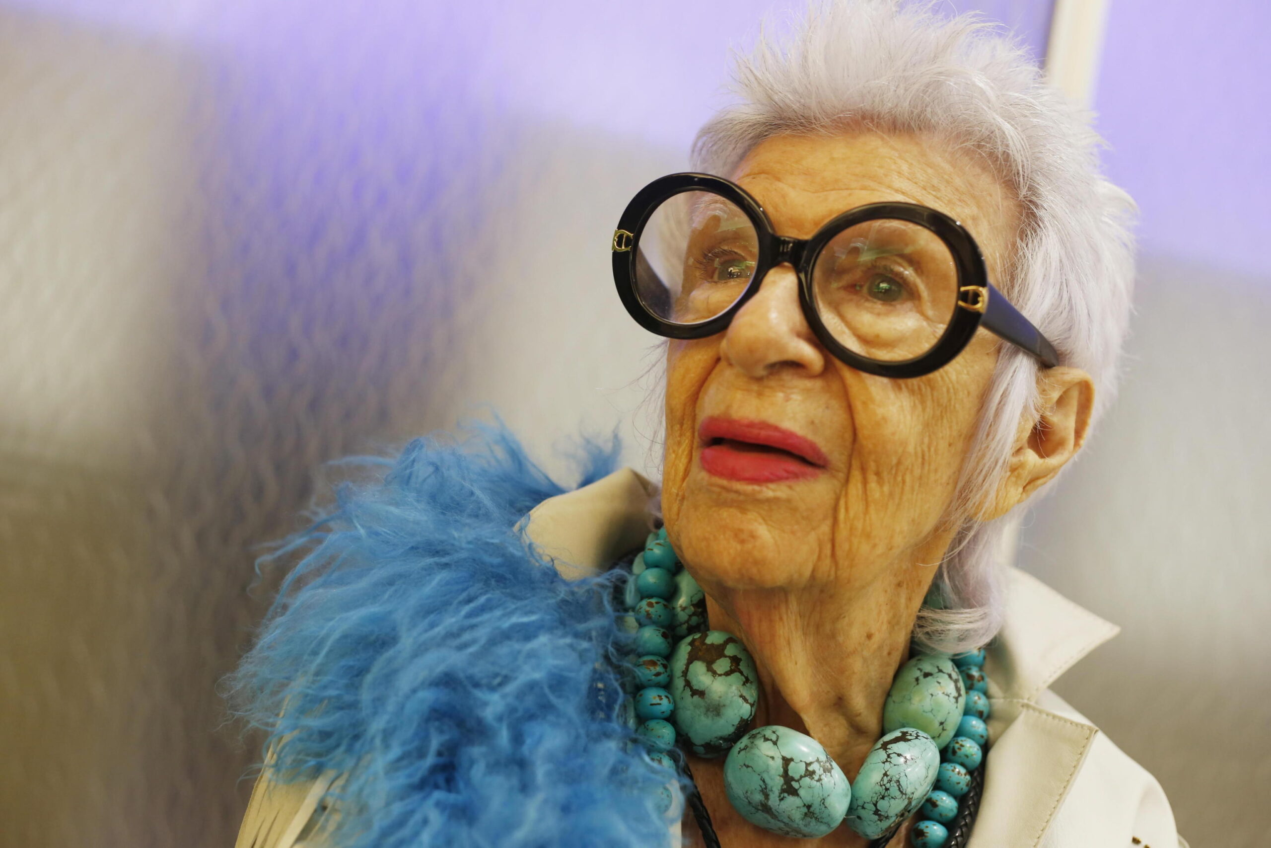 Moda, un milione di dollari per i cimeli di Iris Apfel