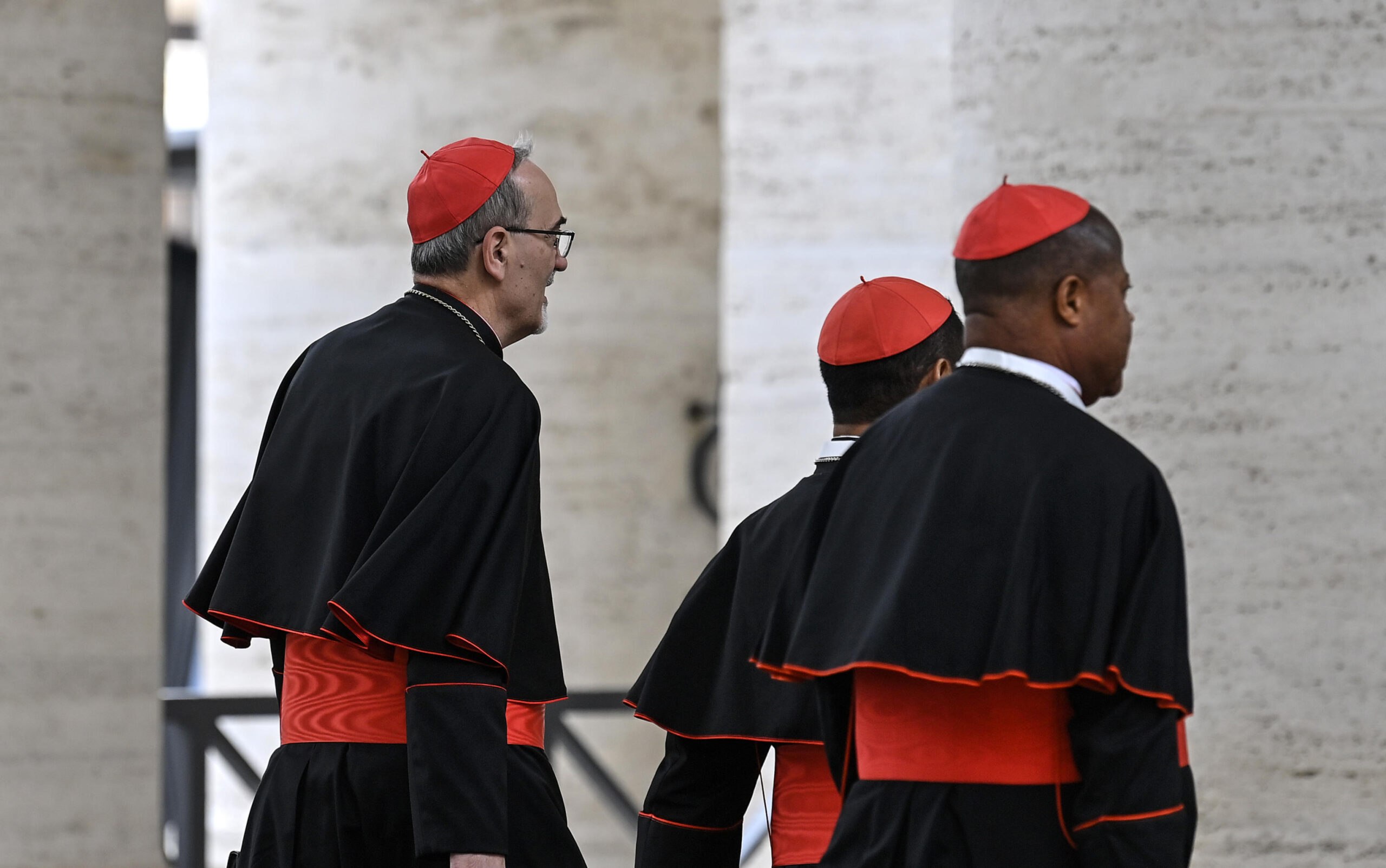 Roma al tempo del Conclave: tra lutto, pellegrinaggi e caro-affitti da record